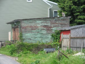 Dilapidated House photo courtesy of yoyogod