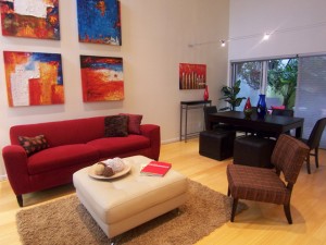 18thStLRAfter White Walls Can Work for a Gallery Effect